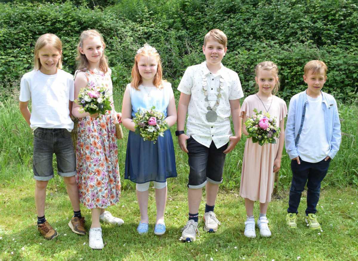 Neues Königshaus 2024/25 beim Schützenverein Kathen-Frackel, Hilter Neues Königshaus 2024/25 beim Schützenverein Kathen-Frackel, Hilter