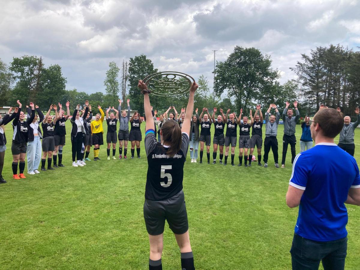 Die Damen der SG Renkenberge Wippingen Neubörger sind Meister