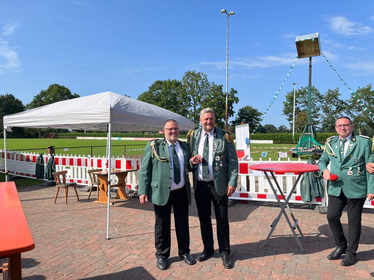 Neuer Kaiser beim Schützenverein Neulangen Neuer Kaiser beim Schützenverein Neulangen