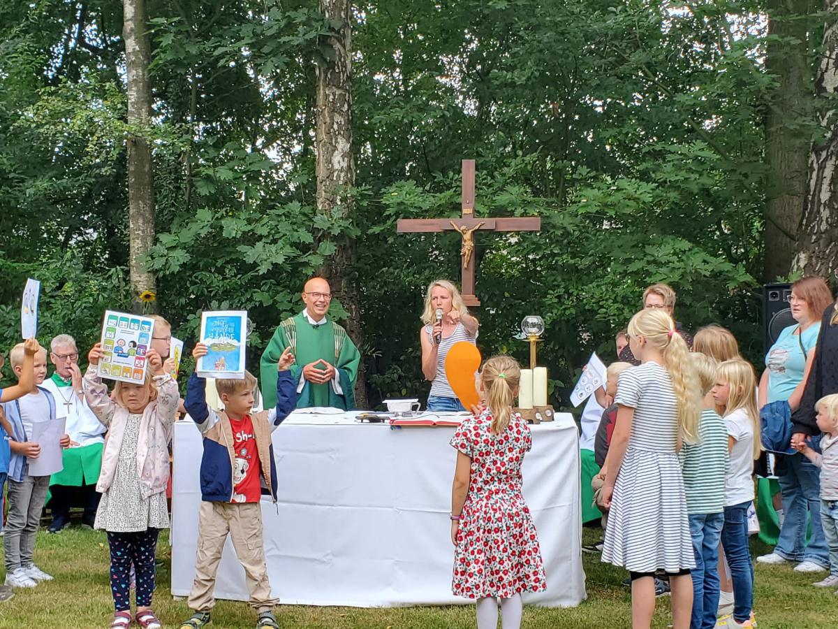 Bildnachlese der BoJe-Verbundsmesse in Niederlangen-Siedlung