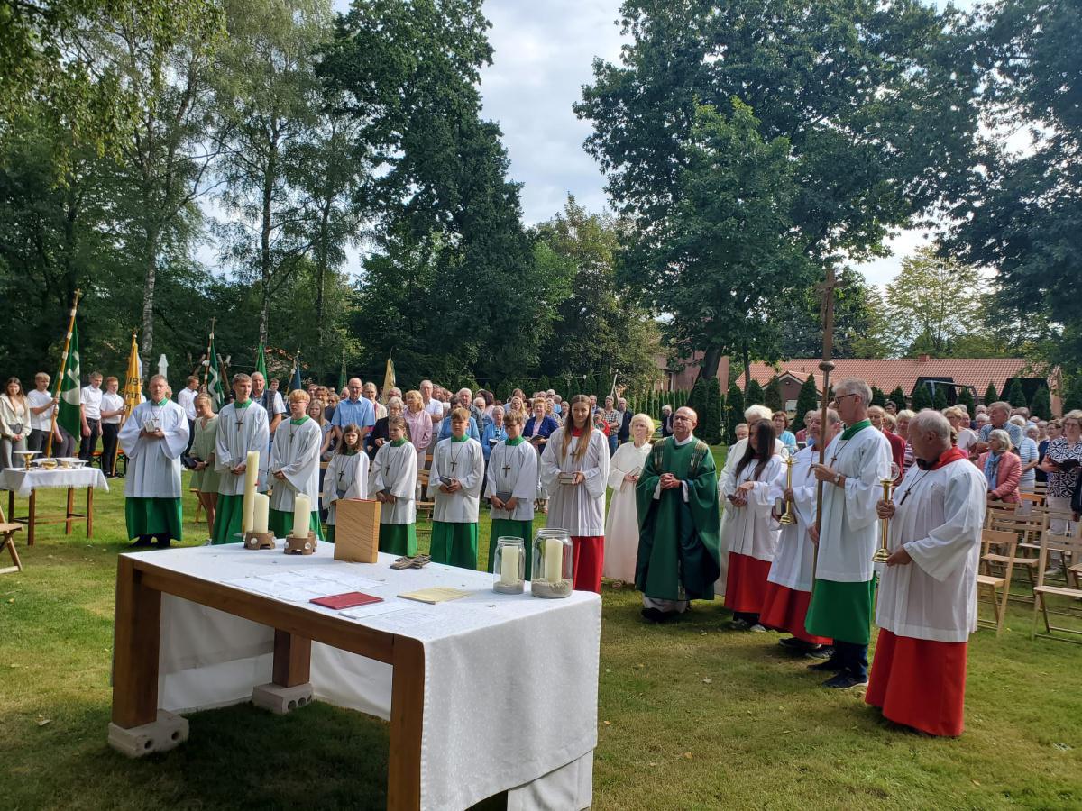 Bildnachlese der BoJe-Verbundsmesse in Niederlangen-Siedlung Bildnachlese der BoJe-Verbundsmesse in Niederlangen-Siedlung