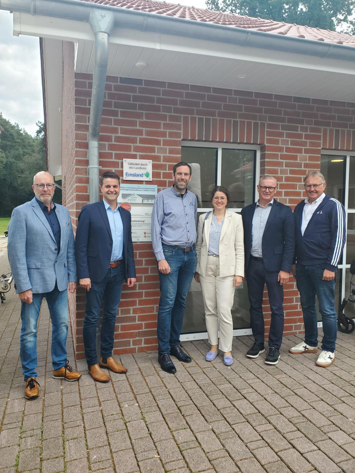 Einweihung des Dorfgemeinschaftshauses in Kathen-Frackel, Hilter Einweihung des Dorfgemeinschaftshauses in Kathen-Frackel, Hilter