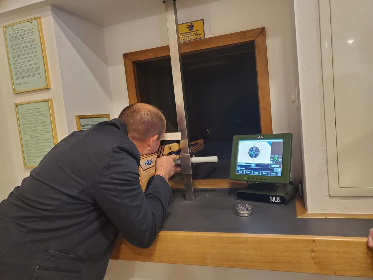 Einweihung des Dorfgemeinschaftshauses in Kathen-Frackel, Hilter Einweihung des Dorfgemeinschaftshauses in Kathen-Frackel, Hilter