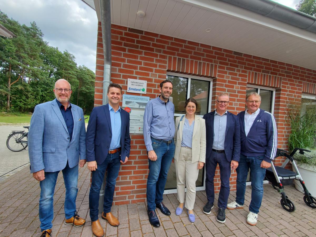 Einweihung des Dorfgemeinschaftshauses in Kathen-Frackel, Hilter Einweihung des Dorfgemeinschaftshauses in Kathen-Frackel, Hilter