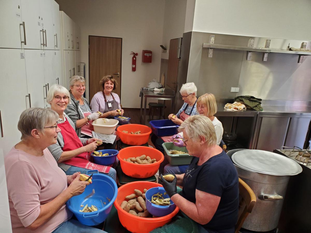 Morgen Kartoffelfest in Lathen, die Vorbereitungen laufen Morgen Kartoffelfest in Lathen, die Vorbereitungen laufen
