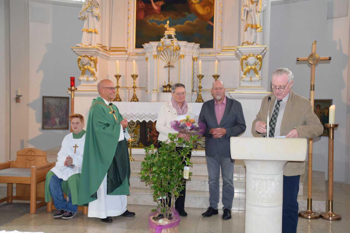 Verabschiedung vom Küsterehepaar Hilling Verabschiedung vom Küsterehepaar Hilling