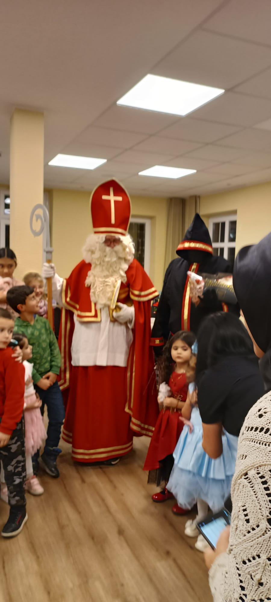 Weihnachtsfeier im Internationalen Nähcafé Lathen Weihnachtsfeier im Internationalen Nähcafé Lathen