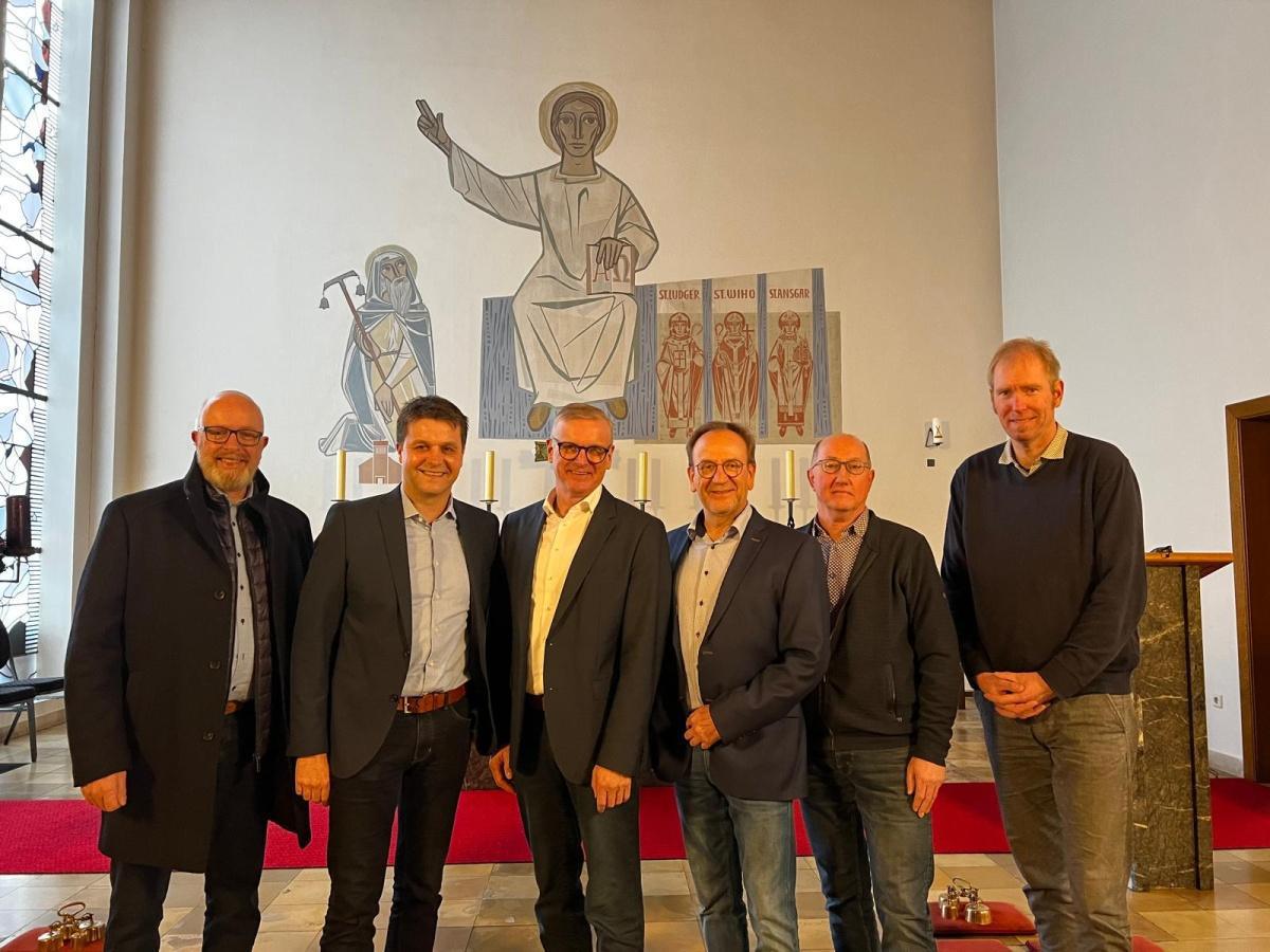 Translozierung des Hochaltares aus Emden nach Lathen-Wahn Translozierung des Hochaltares aus Emden nach Lathen-Wahn