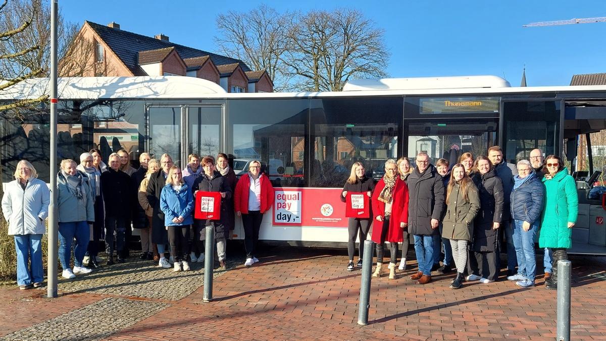 Equal Pay Day fährt durch Lathen – Gleicher Lohn für gleiche Arbeit!