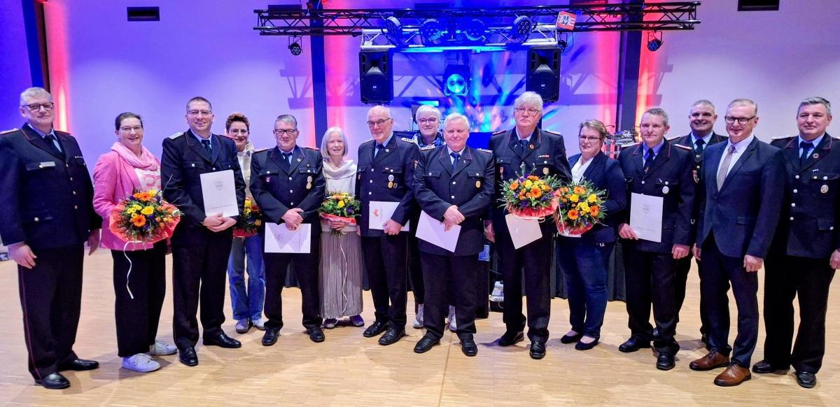 Über 300 Jahre Feuerwehr Über 300 Jahre Feuerwehr