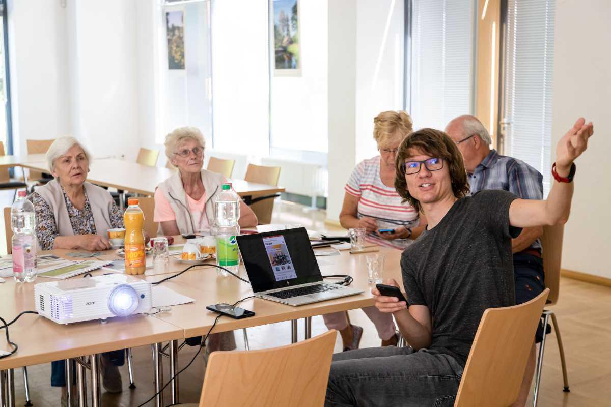 "Digitale Engel" in Lathen