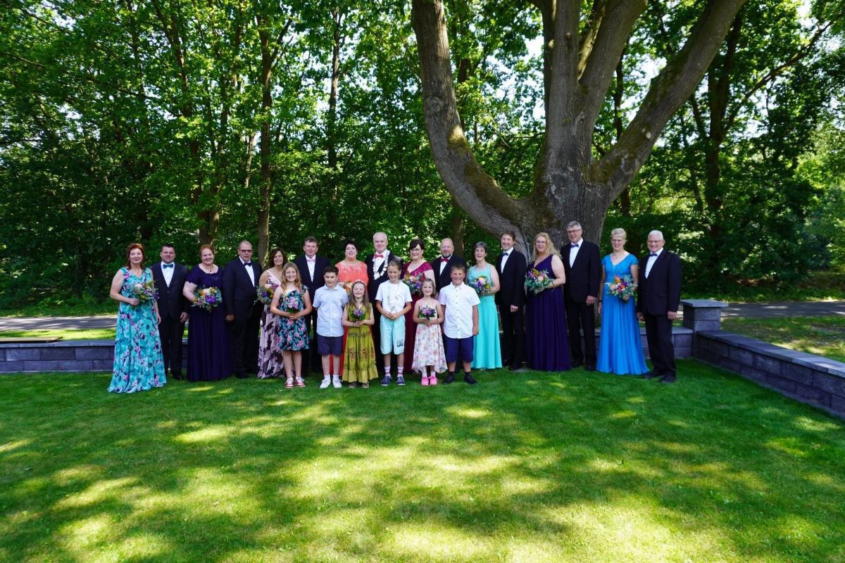 Neues Königshaus beim Bürgerschützenverein Kathen-Frackel, Hilter e.V. Neues Königshaus beim Bürgerschützenverein Kathen-Frackel, Hilter e.V.