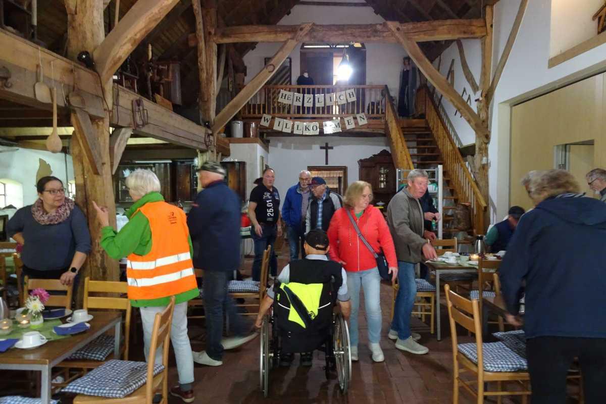 Mit dem Rad zu Besuch beim Heimatverein Rütenbrock 