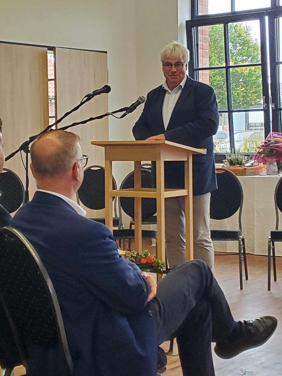 Einweihung des Mehrgenerationenhauses und der Schmiede in Sustrum Einweihung des Mehrgenerationenhauses und der Schmiede in Sustrum