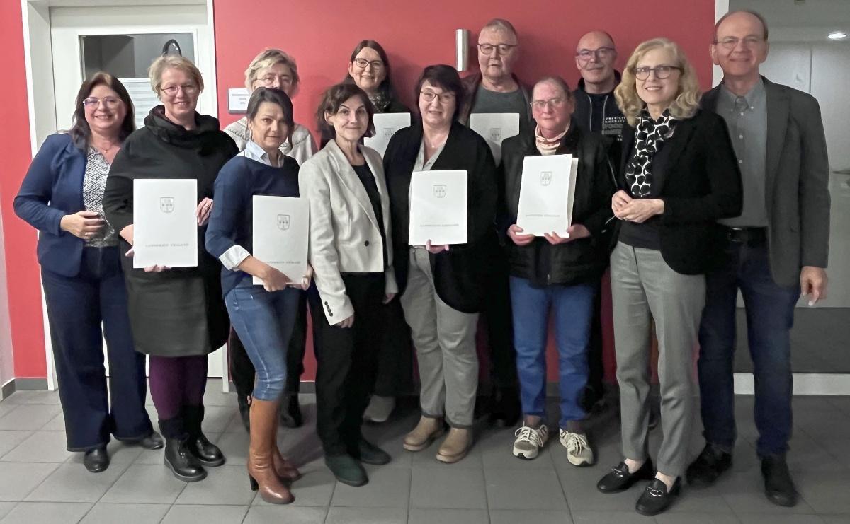 DUO-Seniorenbegleitung: Zehn Zertifikate übergeben - Neuer Kurs startet im April