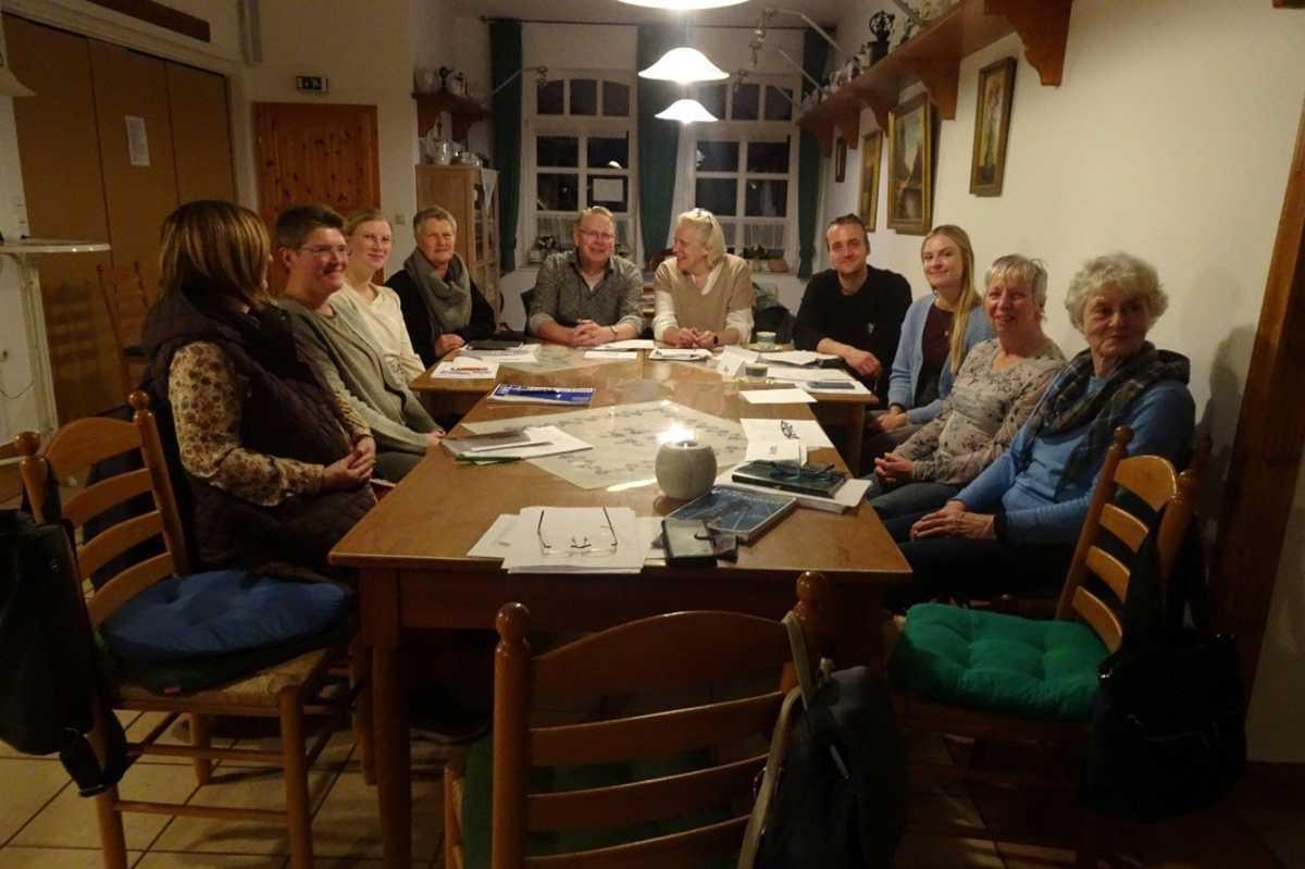 Sprachkurs „Niederländisch für den Alltag“ im Heimatverein Lathen mit M. Rutjes Sprachkurs „Niederländisch für den Alltag“ im Heimatverein Lathen mit M. Rutjes