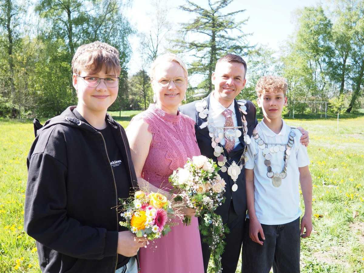 Neues Königshaus beim Schützenverein Neulangen