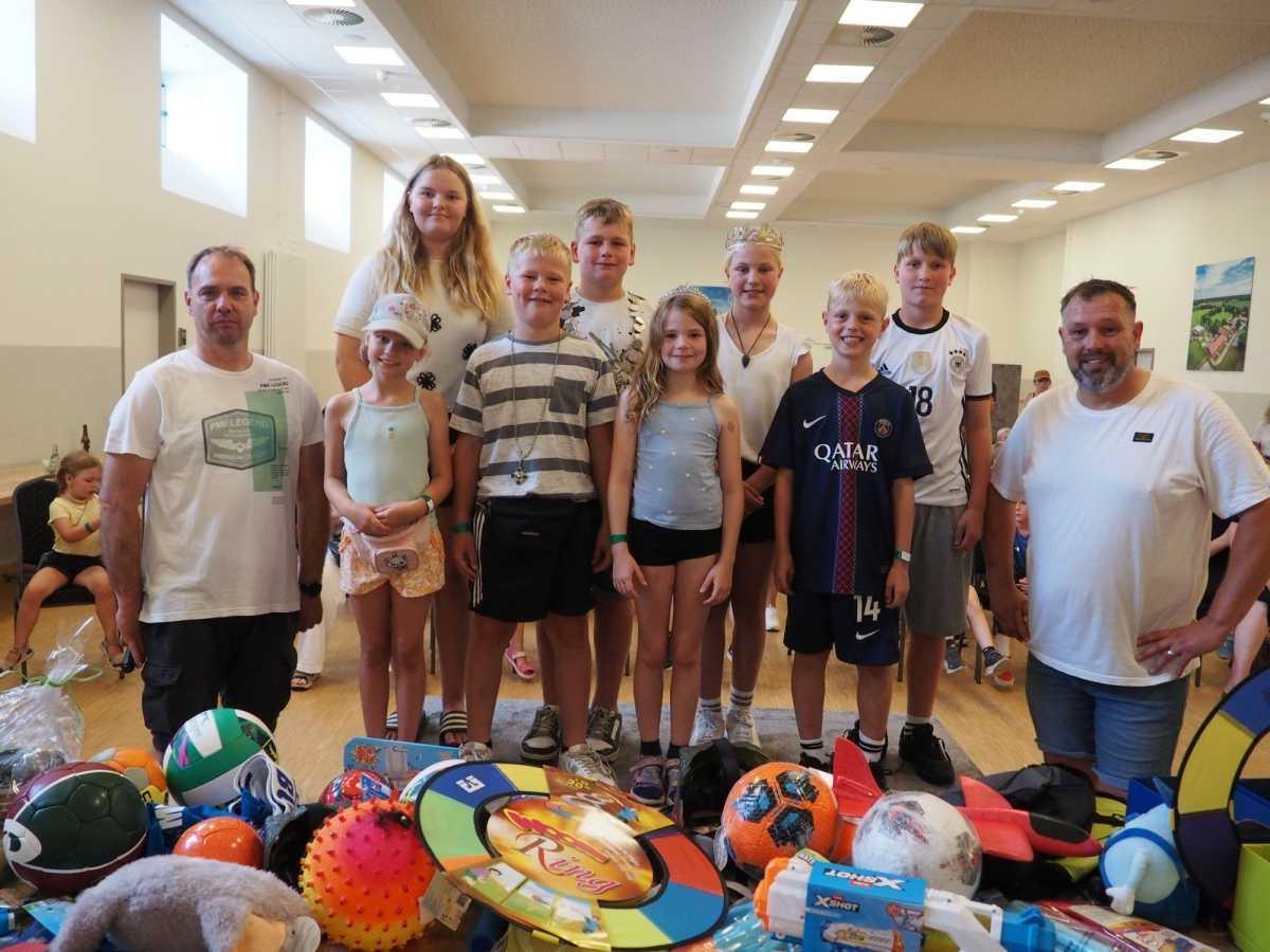 Neuer Kinderthron beim Bürgerschützenverein Niederlangen Neuer Kinderthron beim Bürgerschützenverein Niederlangen