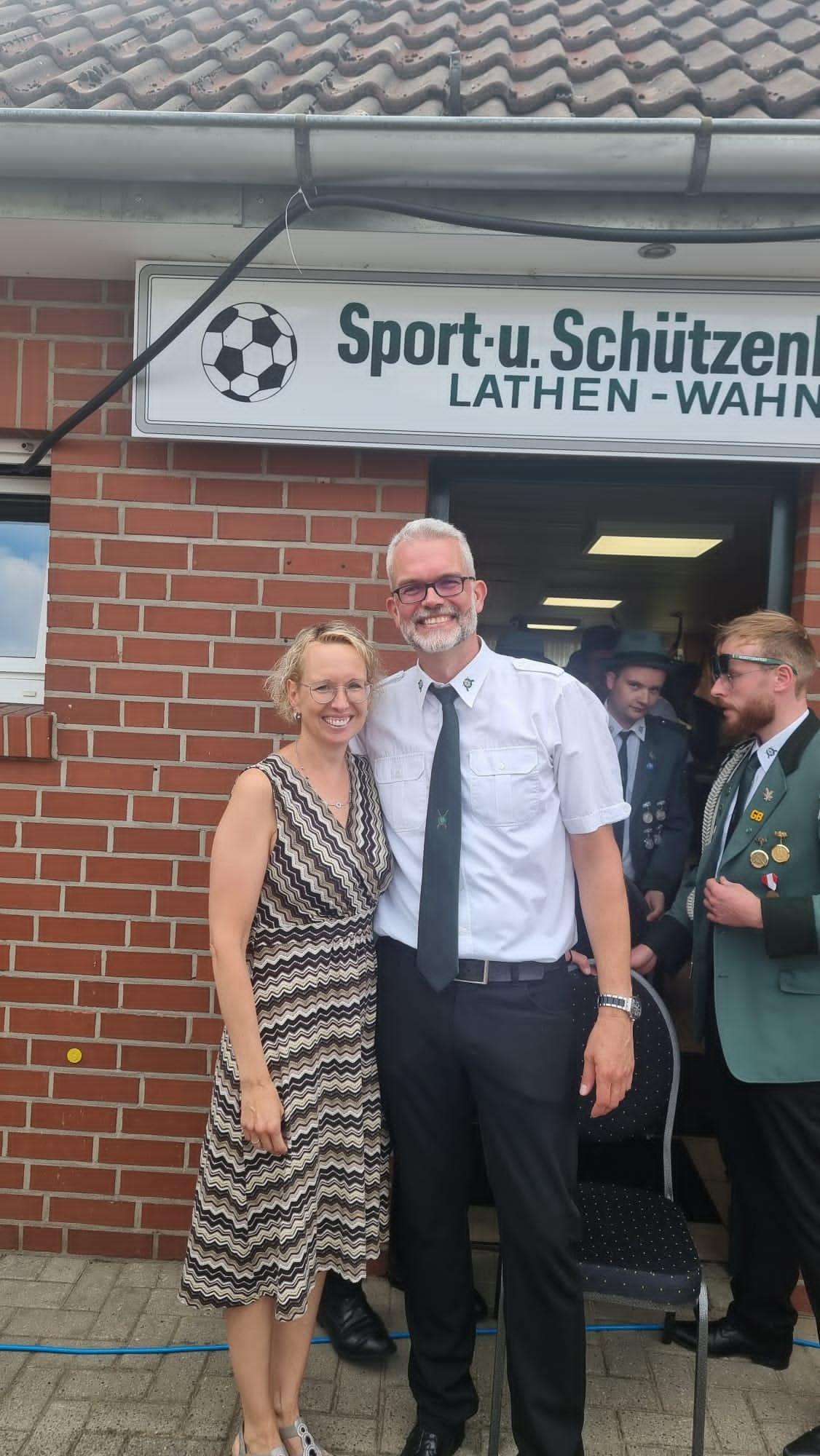 Neues Schützenkönigspaar in Lathen-Wahn