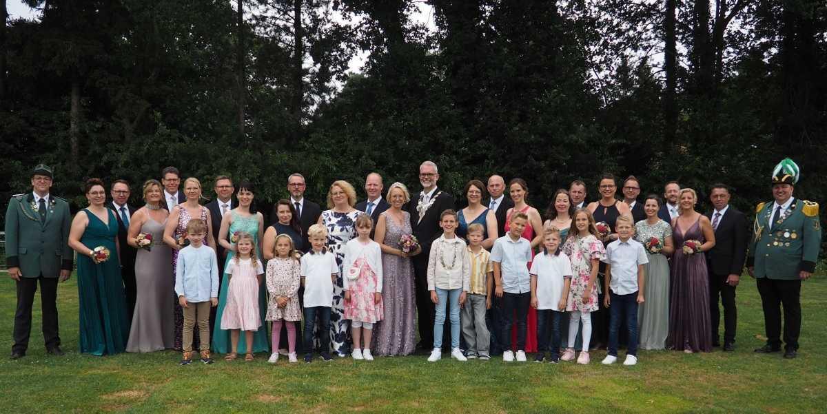 Neues Königshaus beim Schützenverein St. Antonius in Lathen-Wahn