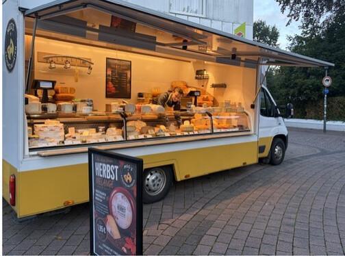 Neu auf dem Wochenmarkt: Käsehändler Sem & Meg Neu auf dem Wochenmarkt: Käsehändler Sem & Meg
