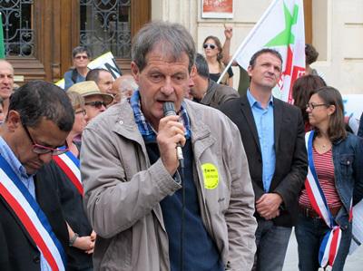 Pierre Honoré est amer. L'ancien élu de Haute-Provence a porté un projet de plate-forme d'apport de bois pour les nombreuses chaudières à bois du haut-pays. "Les maires se font tirer l'oreille pour remplir leurs engagements". Eon a déstructuré ce marché de proximité fragile (photo MN)