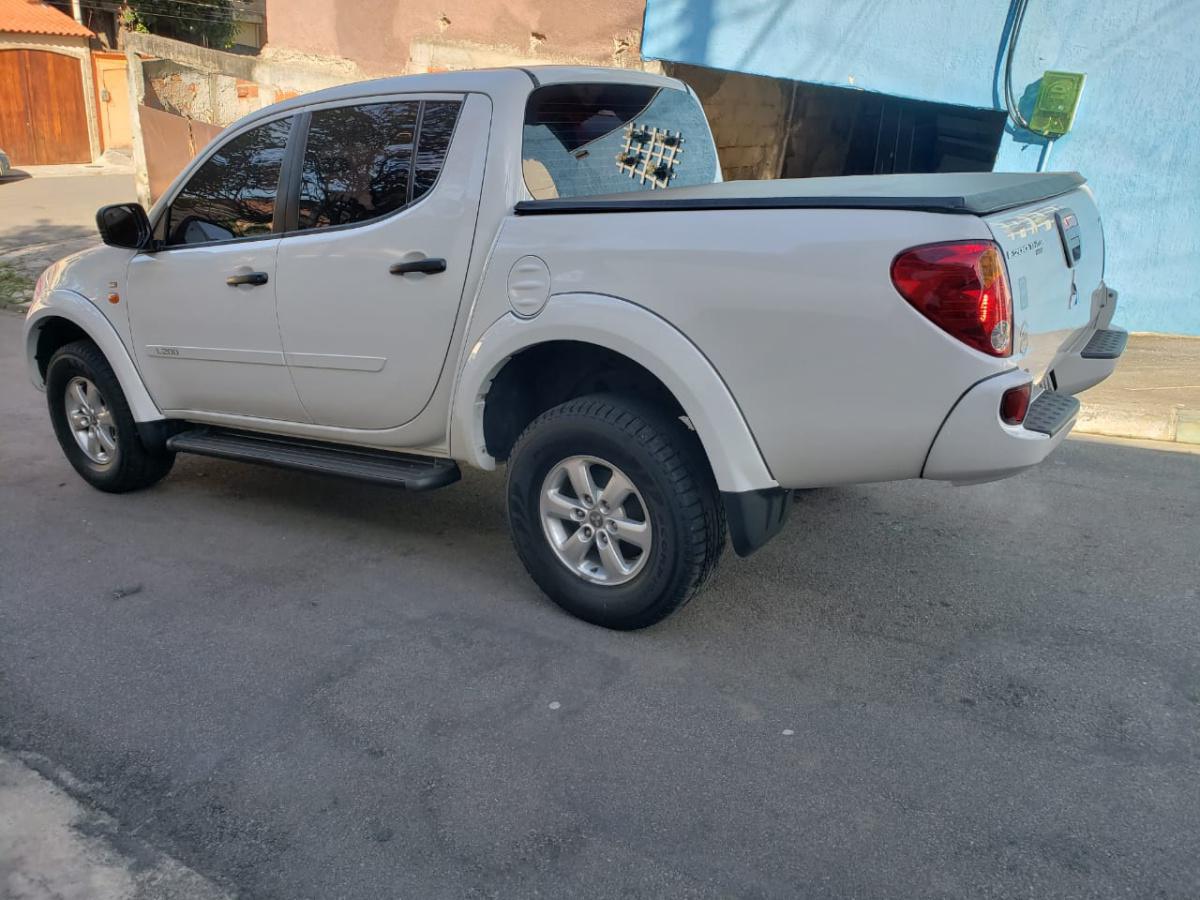 L200 2.4 Flex 2015