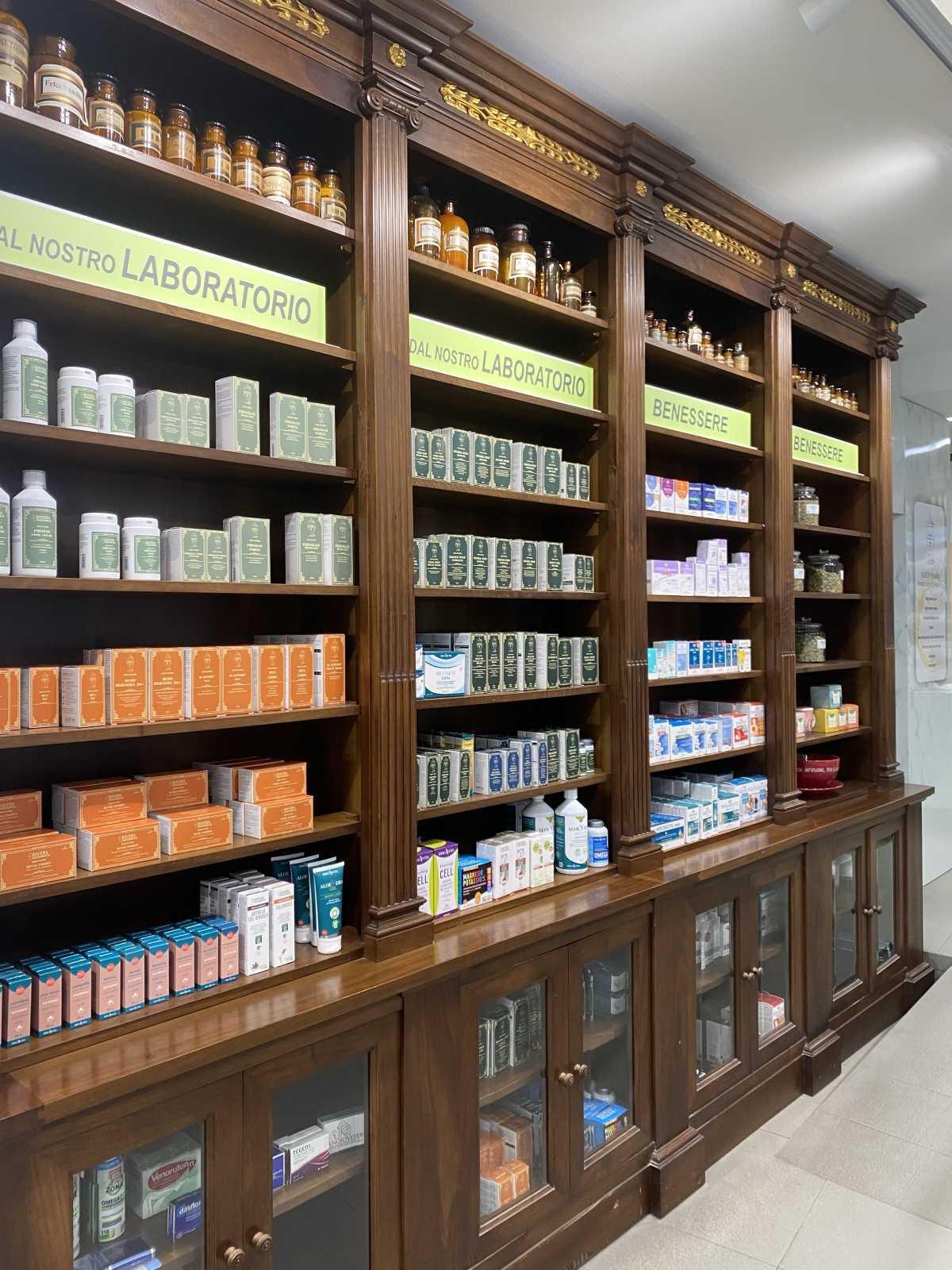 Parafarmacia Ravera & Beauty Pharma Parafarmacia Ravera & Beauty Pharma