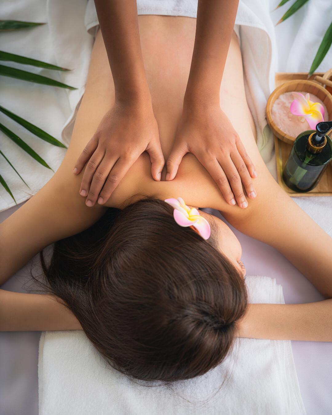 Massaggi e trattamenti corpo Massaggi e trattamenti corpo