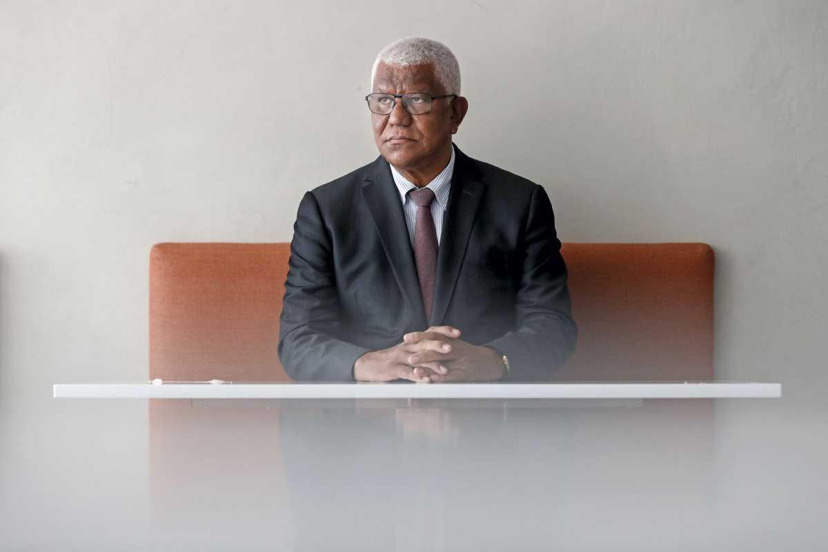 São Tomé e Príncipe: Novo presidente