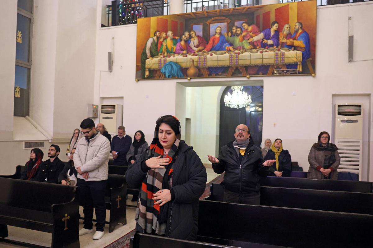 Cristãos do Irão: À espera que as portas se abram