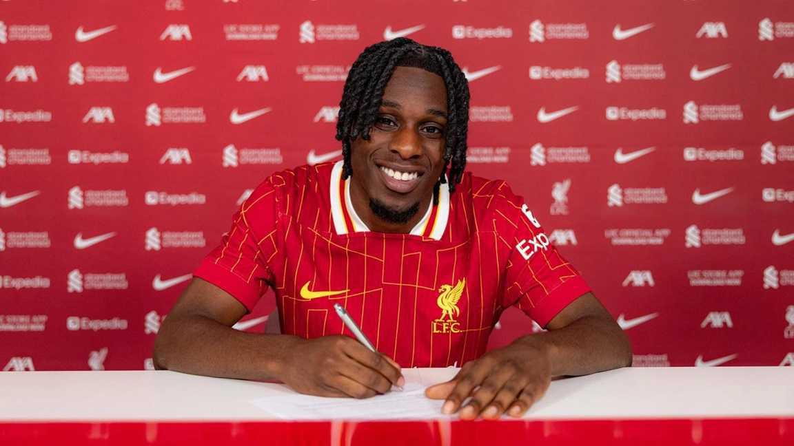 Jeremie Frimpong - tuulennopea taskusalama iskee oikealta laidalta