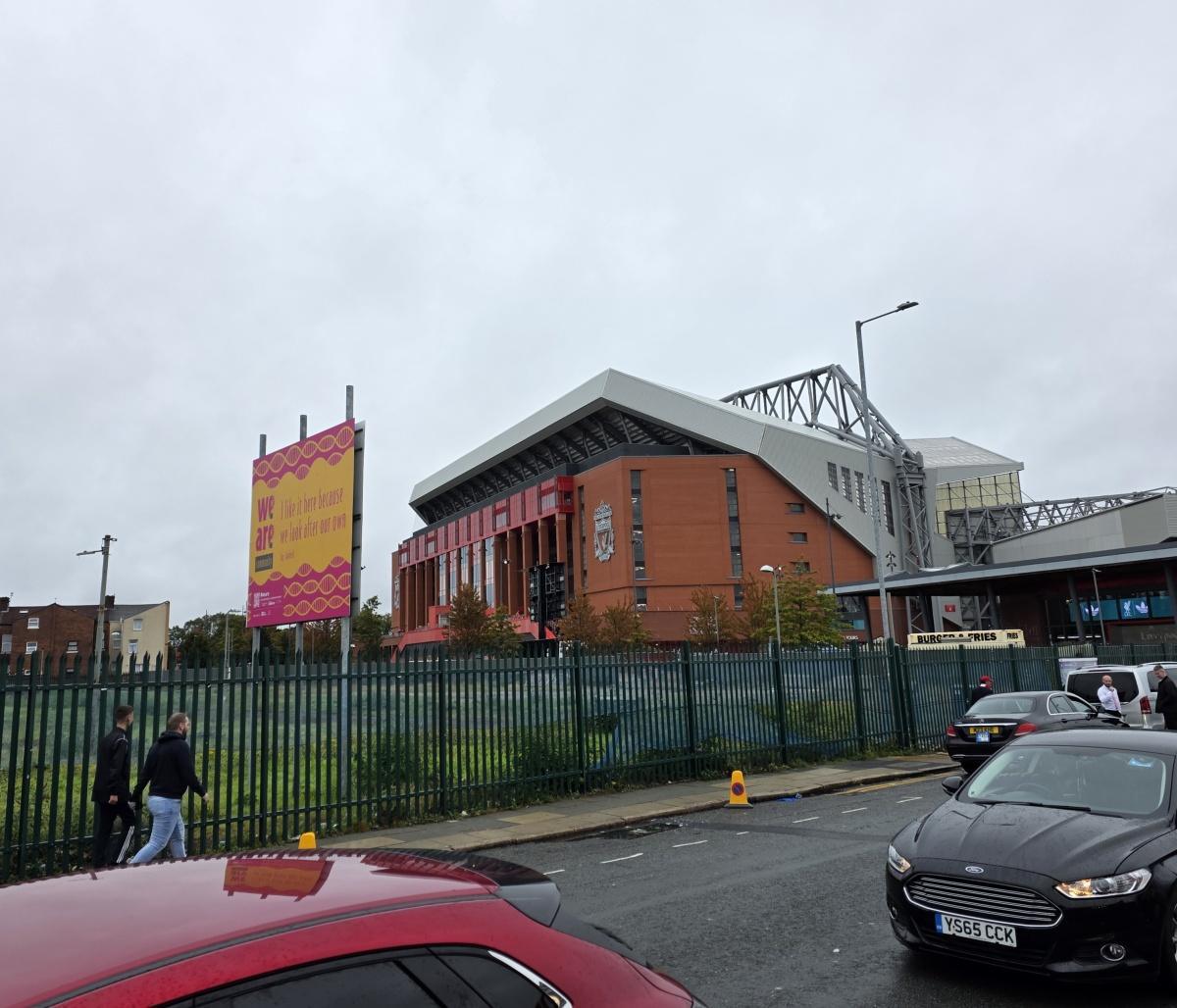 Ensimmäinen ottelureissu Anfieldille Ensimmäinen ottelureissu Anfieldille