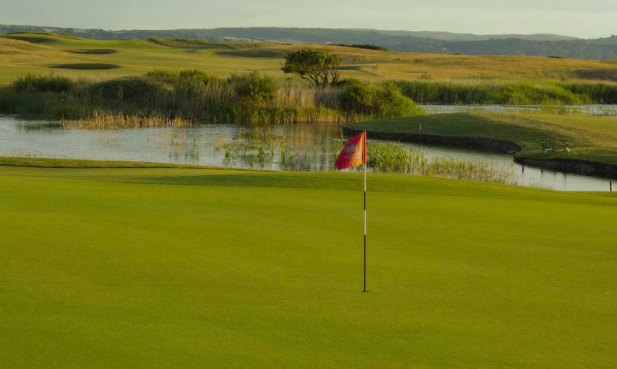 Machynys Peninsula Golf Club & Premier Spa