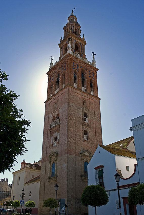 Iglesia de San Pedro de Carmona (Sevilla)