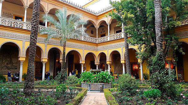 Palacio de las Dueñas (Sevilla) Palacio de las Dueñas (Sevilla)
