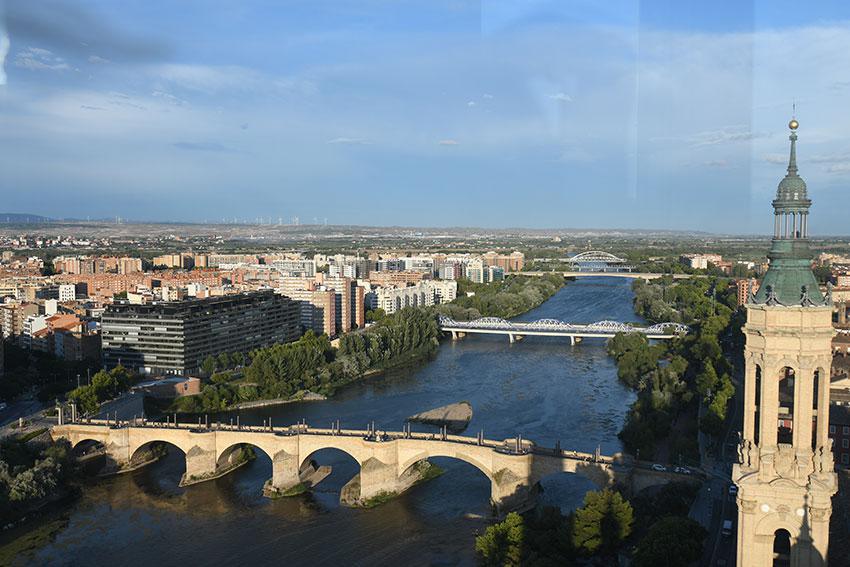 Puente de Piedra (Zaragoza) Puente de Piedra (Zaragoza)