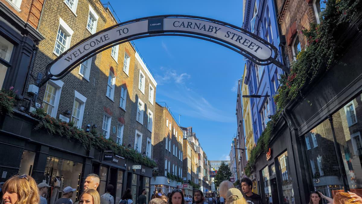 Carnaby Street (Londres) Carnaby Street (Londres)