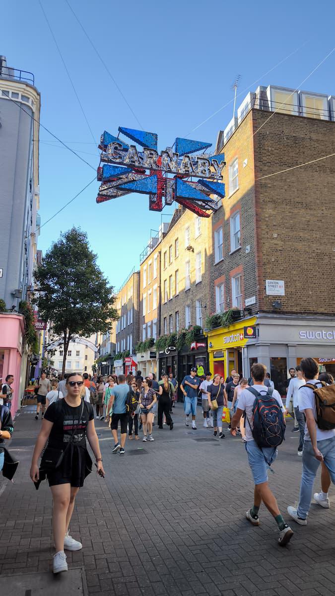 Carnaby Street (Londres) Carnaby Street (Londres)