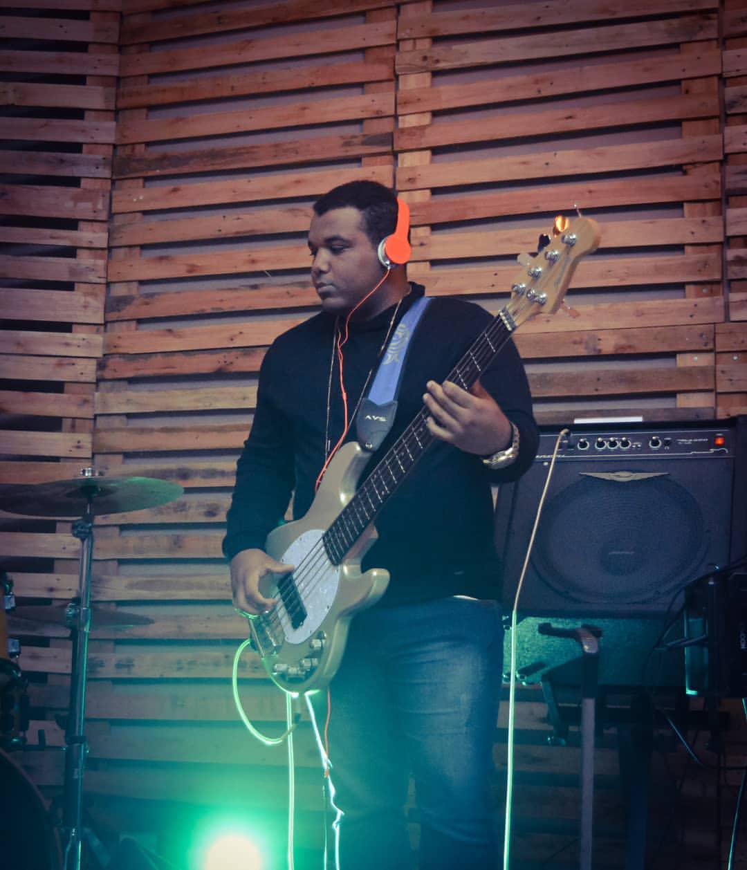 Adoração Sem Limites