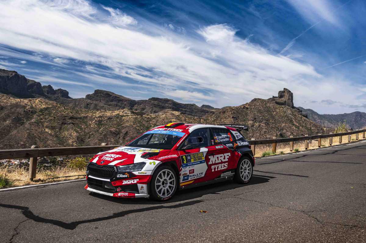 Tercer podio consecutivo en Canarias de Efrén Llarena Tercer podio consecutivo en Canarias de Efrén Llarena