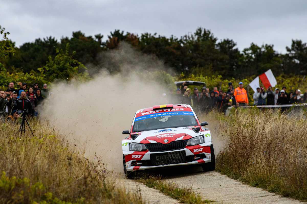 Cuarta posición final en el ERC para Efrén Llarena y Sara Fernández Cuarta posición final en el ERC para Efrén Llarena y Sara Fernández