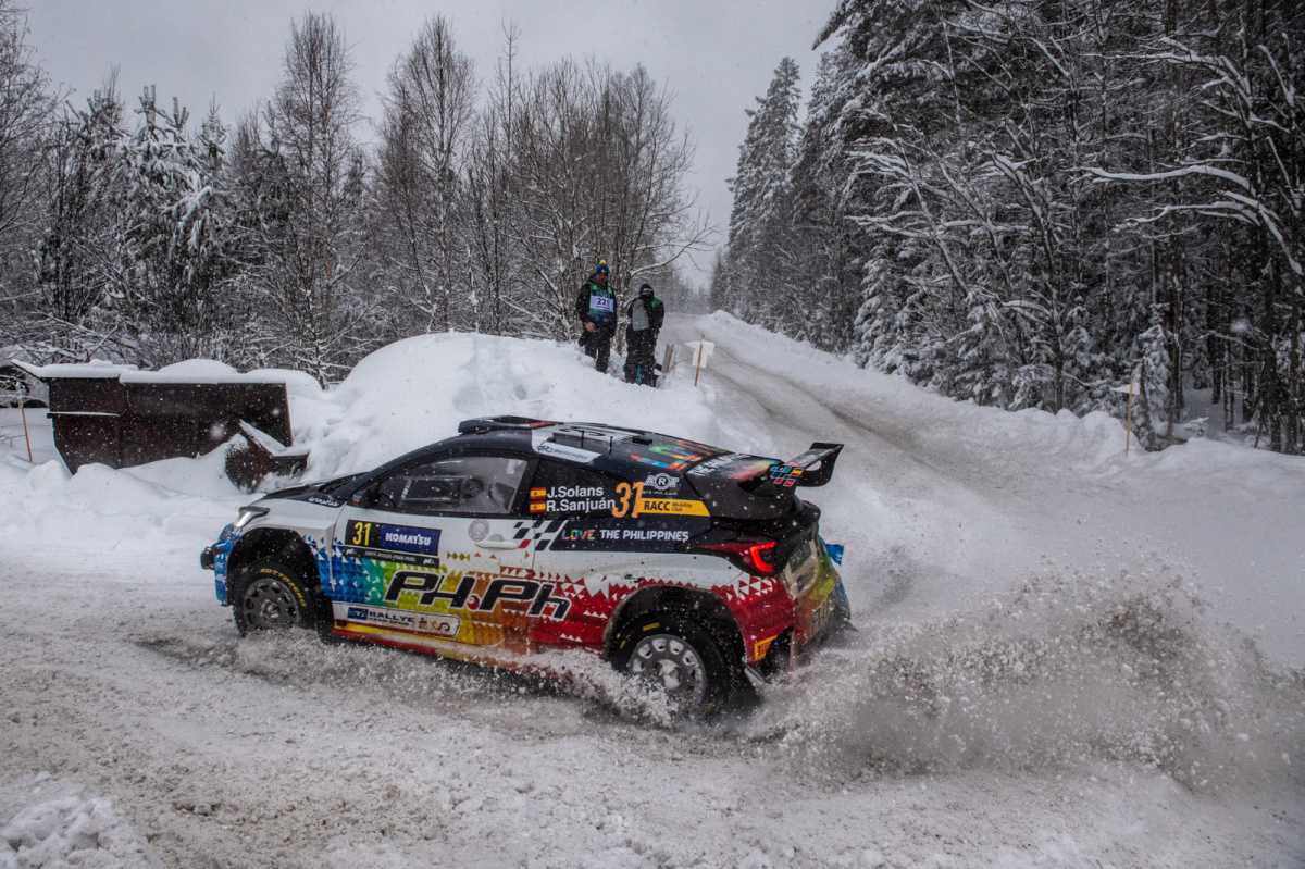 Jan Solans marca su primer scratch con el Toyota GR Yaris Rally2 y Roberto Blach evoluciona en la nieve Jan Solans marca su primer scratch con el Toyota GR Yaris Rally2 y Roberto Blach evoluciona en la nieve