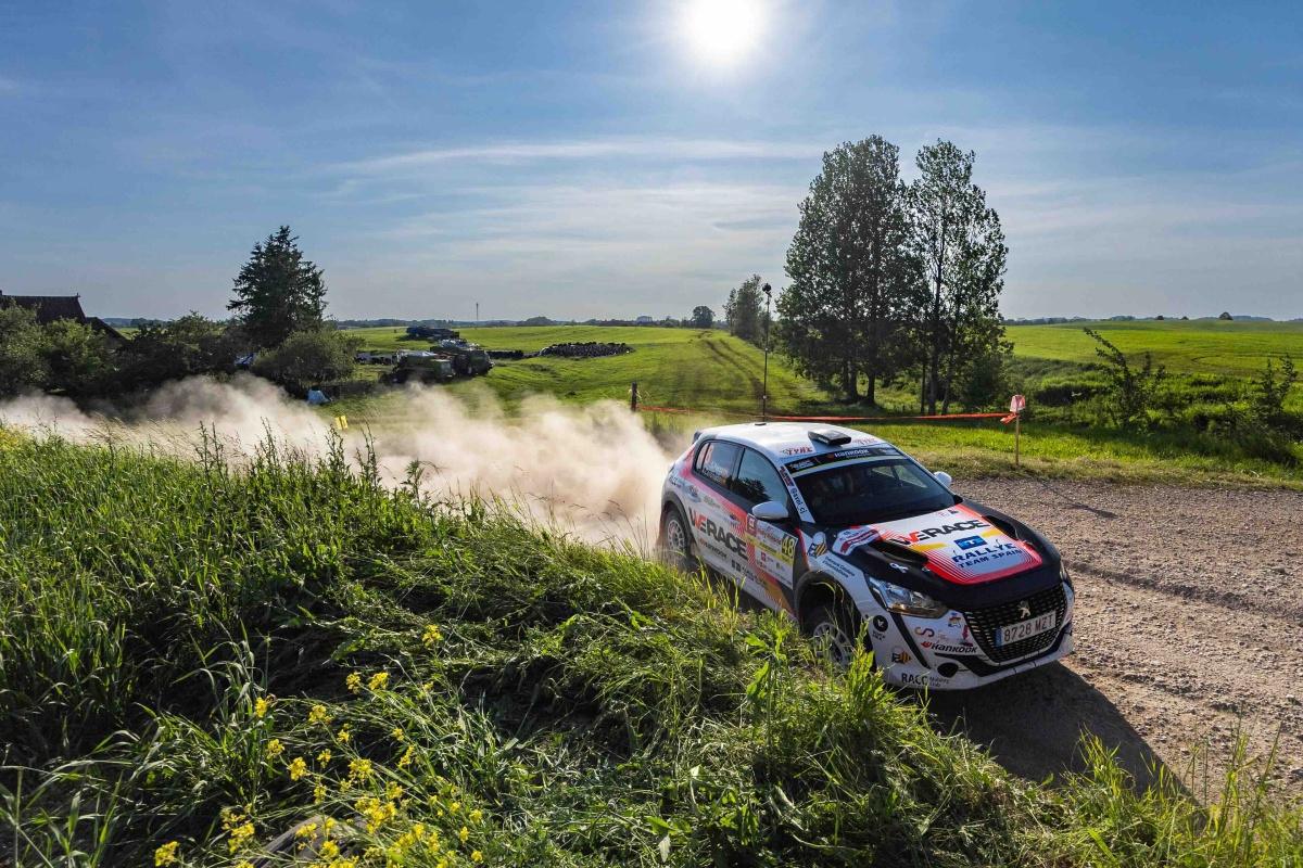 Roberto Blach y Sergi Pérez puntúan para el Rallye Team Spain en Polonia