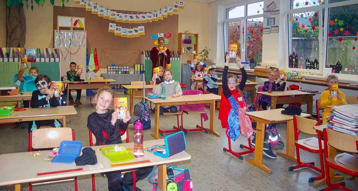 Mehr als 15.000 Bücher für Schüler Mehr als 15.000 Bücher für Schüler