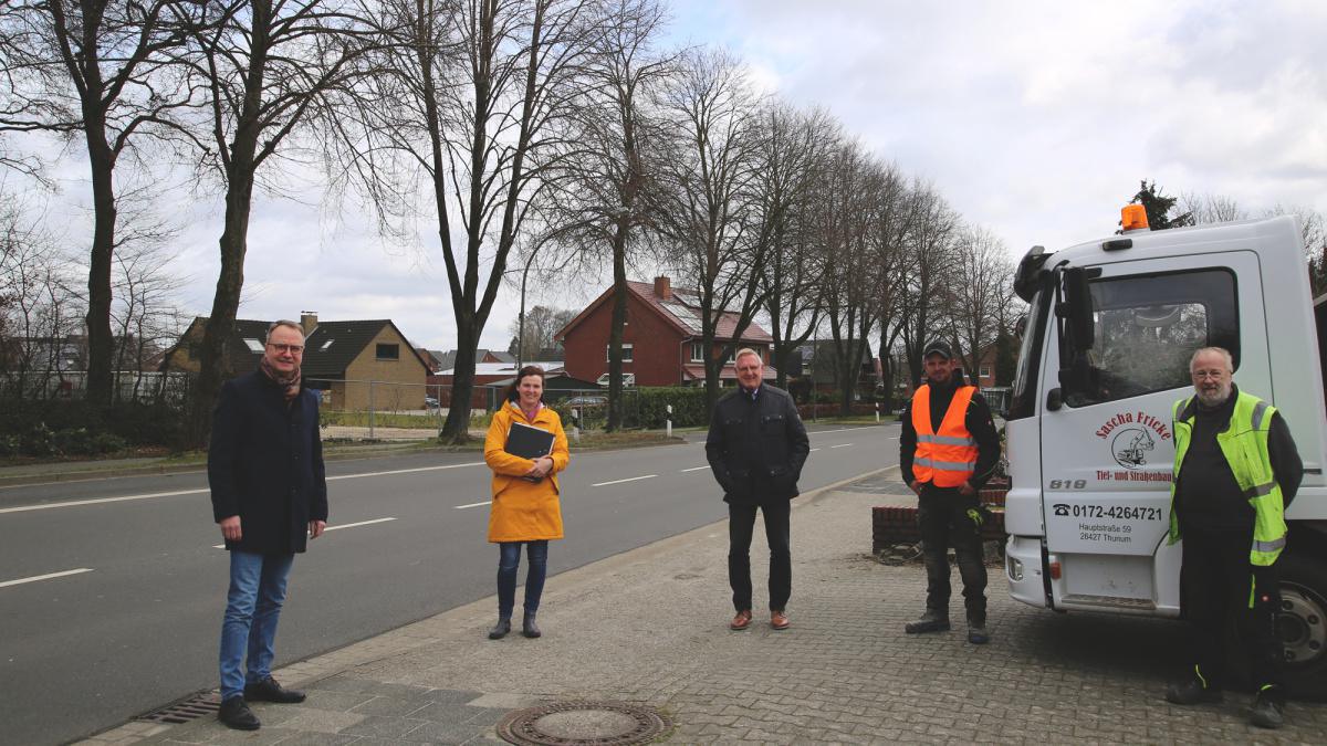Parkbuchten und Gehwege in Emmeln werden saniert