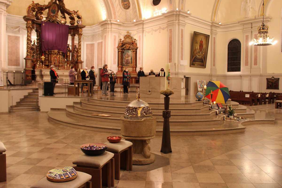 Weltgebetstag der Frauen in der St. Martinus-Kirche Weltgebetstag der Frauen in der St. Martinus-Kirche