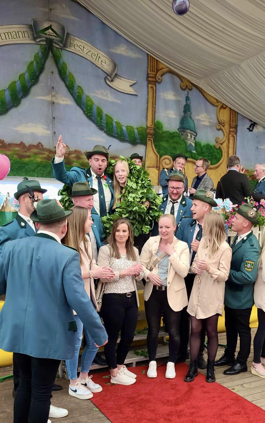 König Marcel: Die Altenberger Schützen haben einen neuen König König Marcel: Die Altenberger Schützen haben einen neuen König