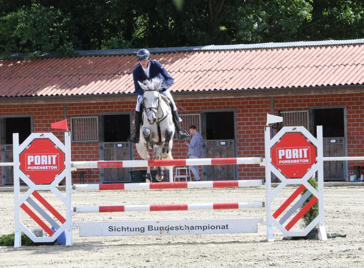 Reitsport auf hohem Niveau - Jubiläumsturnier des RuF Haren Reitsport auf hohem Niveau - Jubiläumsturnier des RuF Haren