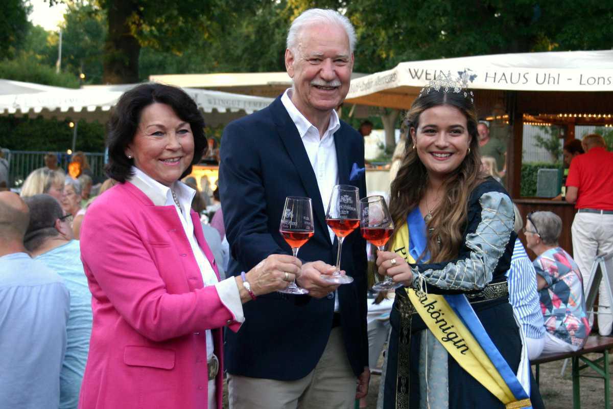 Das Winzerfest ist eröffnet Das Winzerfest ist eröffnet
